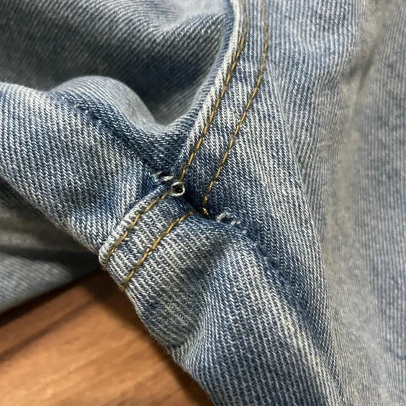 Le Lis Flame Embroidered Baggy Mom Jeans Sz S - Picture 11 of 11